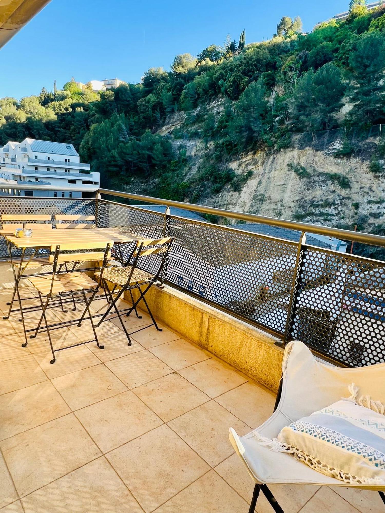 Magnificent Renovated Apartment, 2 Rooms Of 45 M2, Close Tothe Sea, Top Floor, Terrace Nice Exterior photo